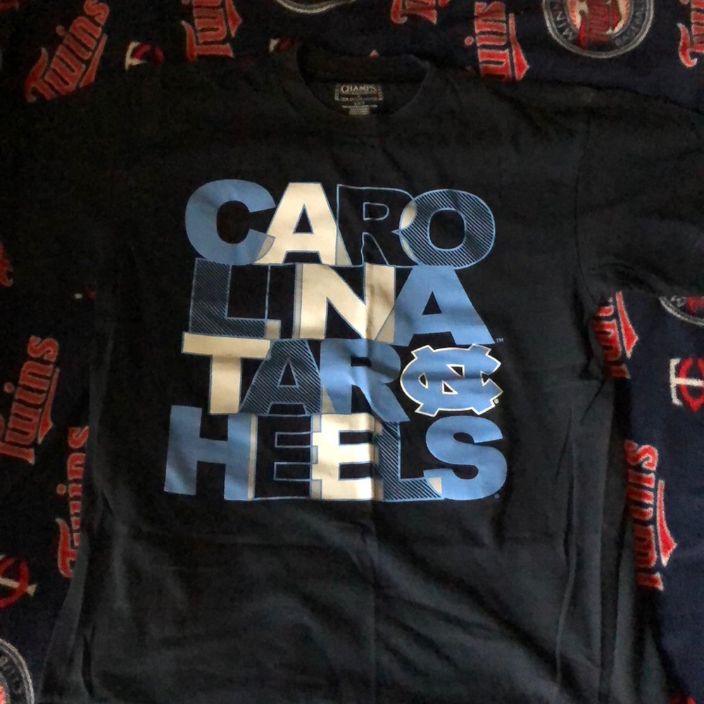 North Carolina Tar Heels T shirt.